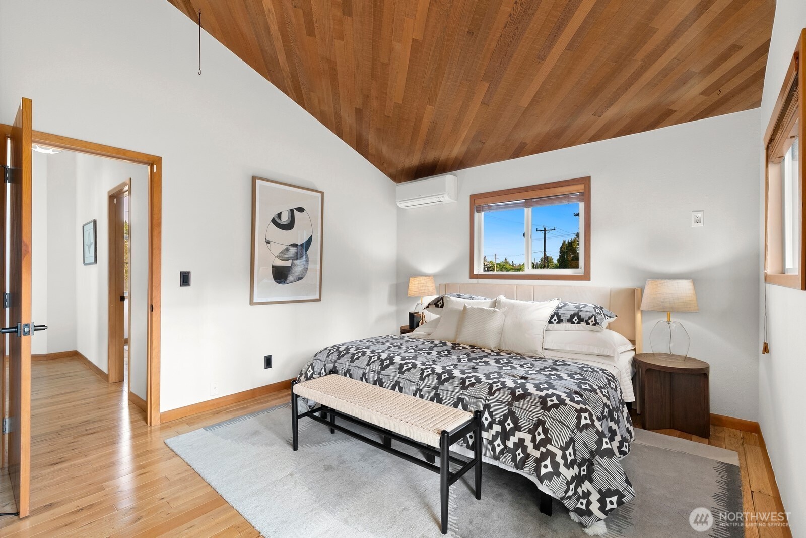 3219 34th Avenue W, Seattle, WA 98199