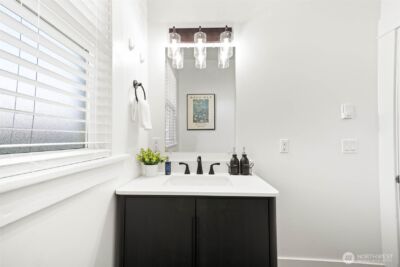 1413 26th Avenue , Seattle, WA 98122-3101 - Photo 18
