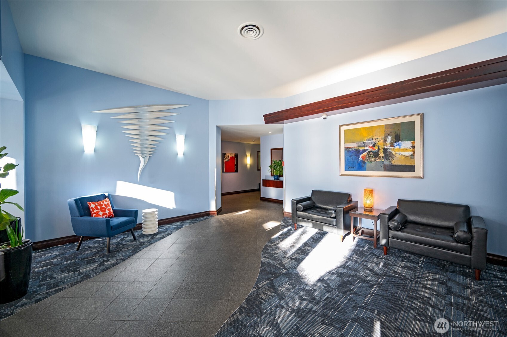 2100 3rd Avenue #1502, Seattle, WA 98121-2355