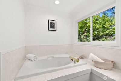 23216 SE 31st Street , Sammamish, WA 98075 - Photo 25