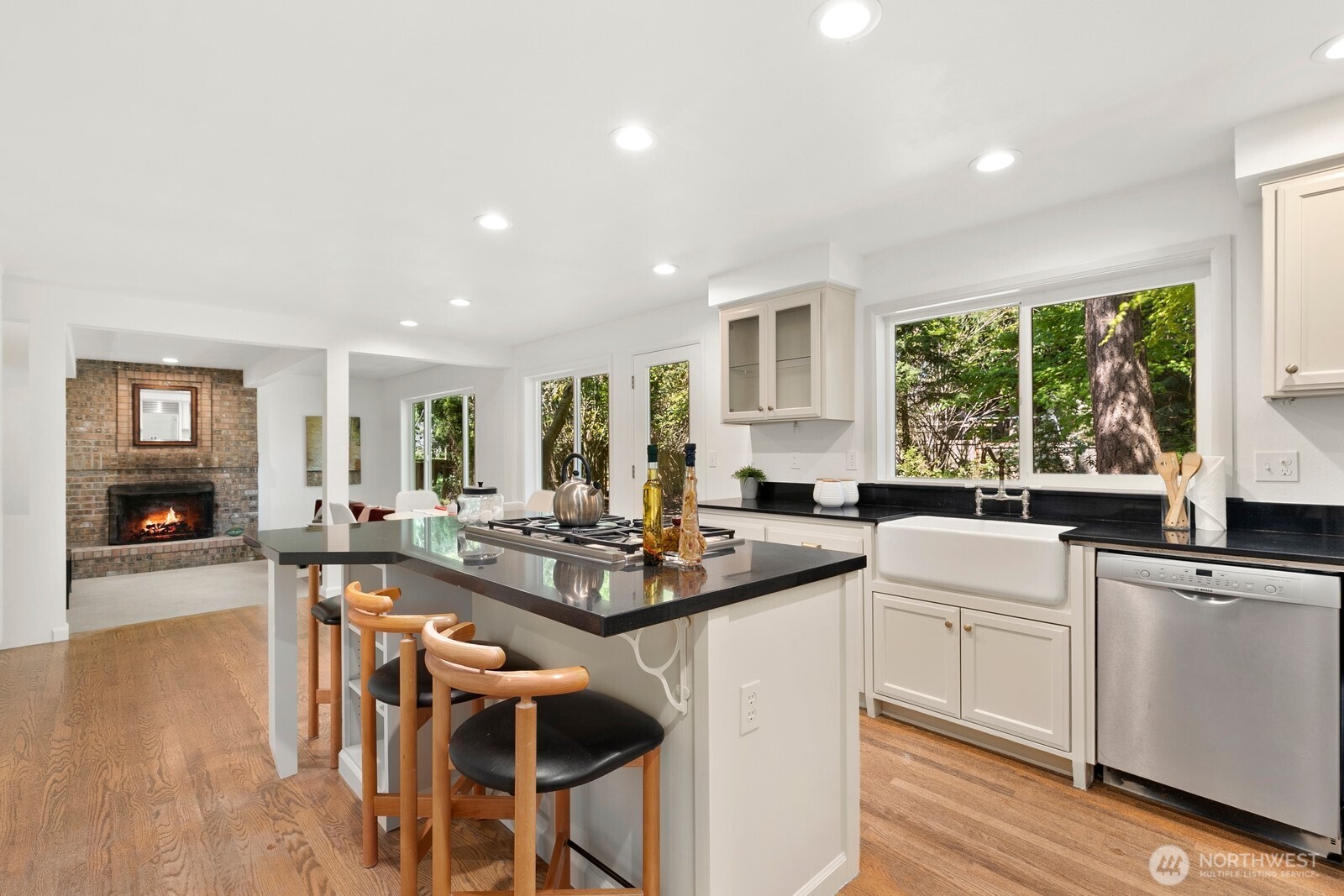 23216 SE 31st Street , Sammamish, WA 98075