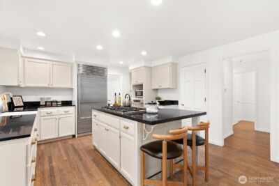 23216 SE 31st Street , Sammamish, WA 98075 - Photo 8