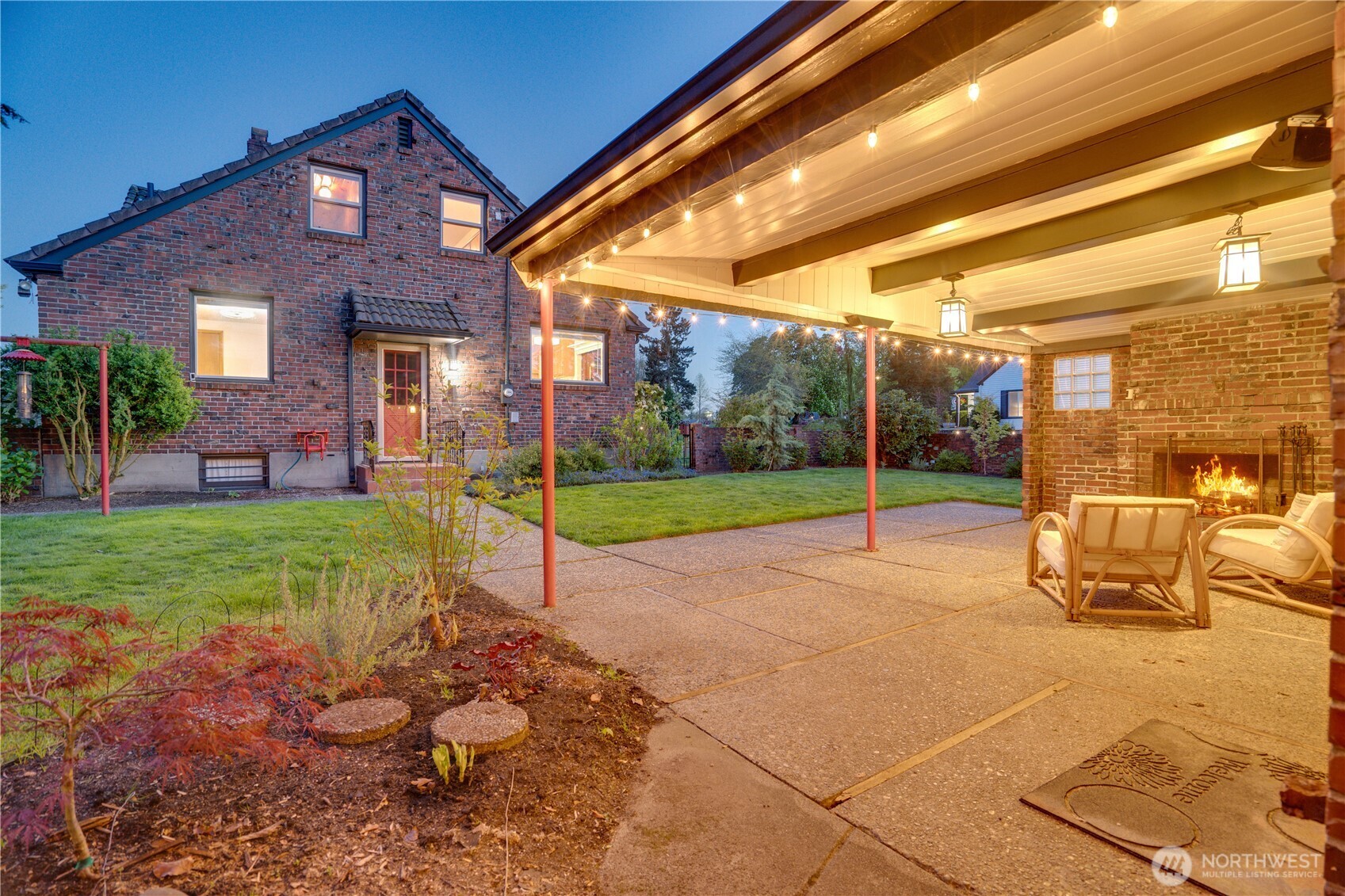 4017 N 9th Street , Tacoma, WA 98406