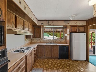 14215 84th Street NE, Lake Stevens, WA 98258 - Photo 23