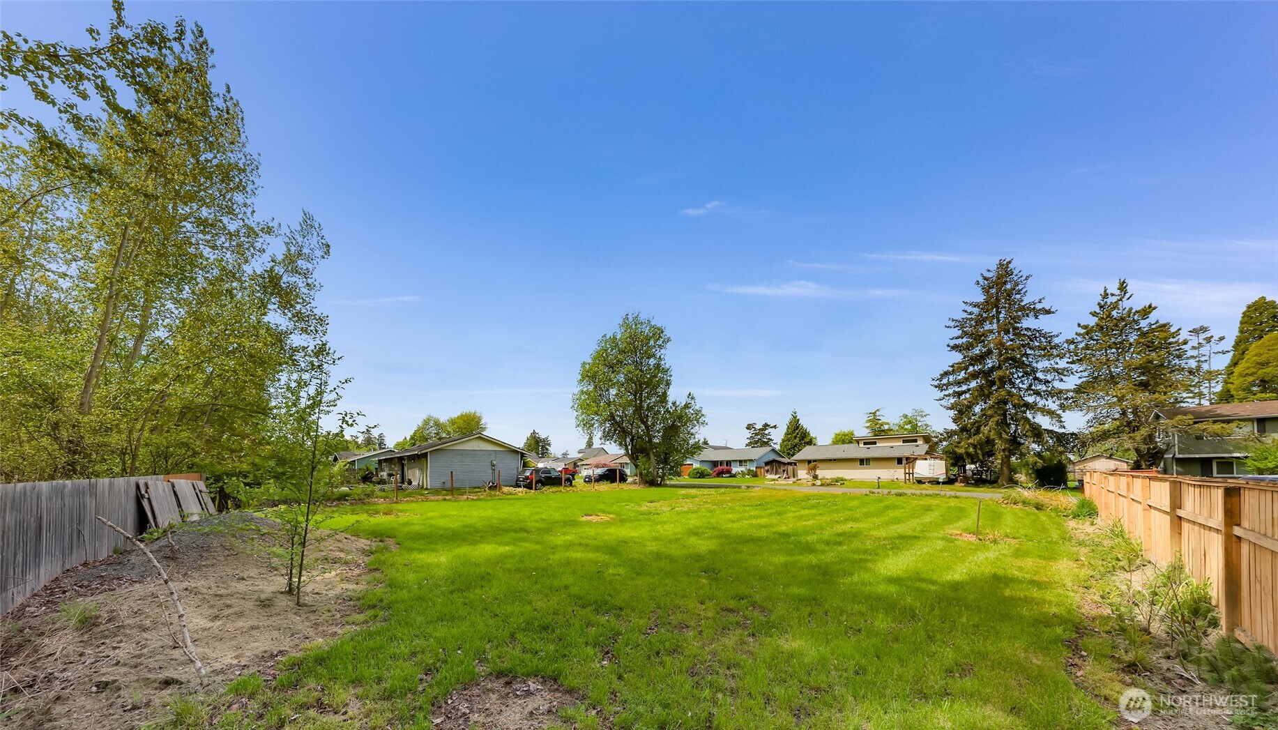 7050 Helweg Lane , Blaine, WA 98230