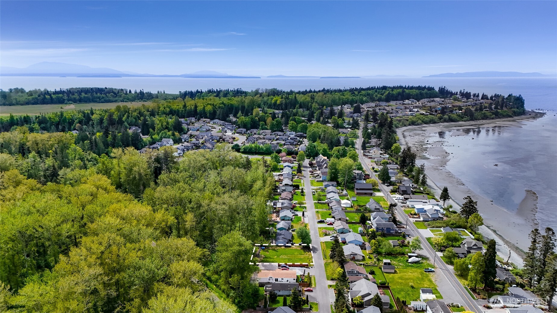 7050 Helweg Lane , Blaine, WA 98230