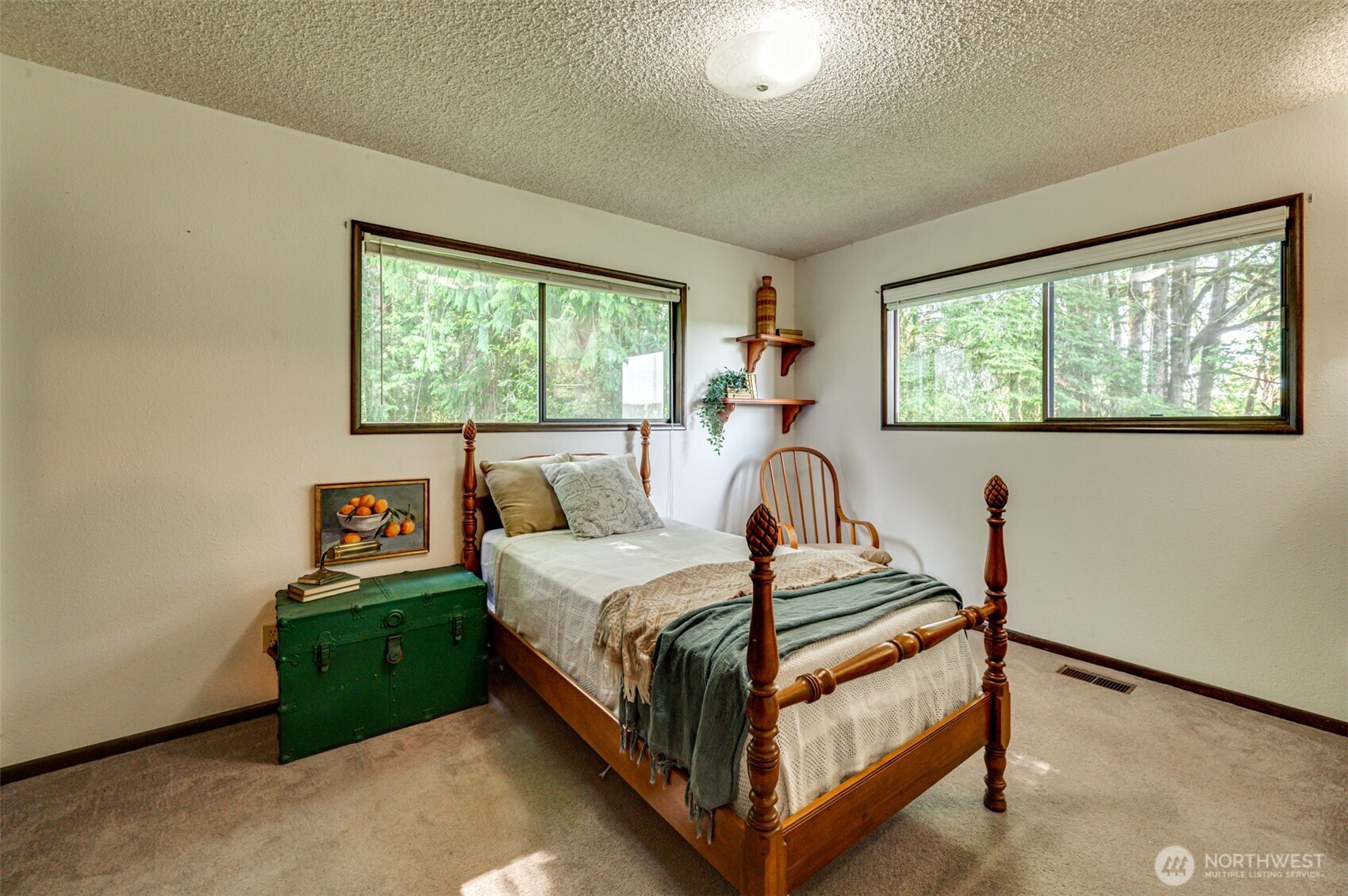 731 Carnine Road , Castle Rock, WA 98611
