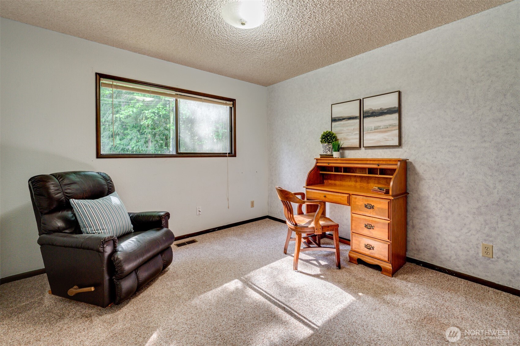 731 Carnine Road , Castle Rock, WA 98611