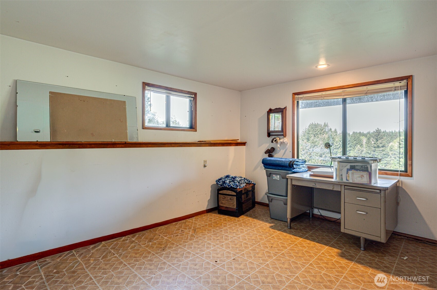 731 Carnine Road , Castle Rock, WA 98611