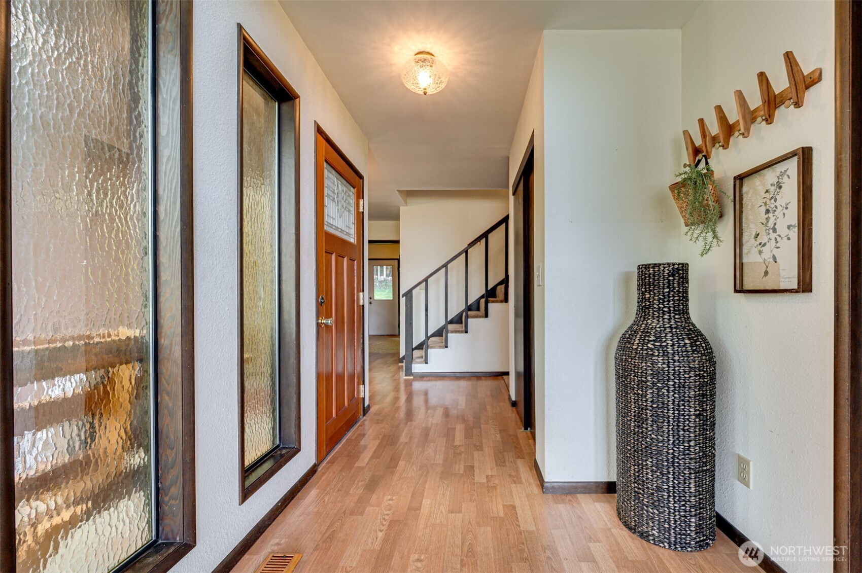 731 Carnine Road , Castle Rock, WA 98611