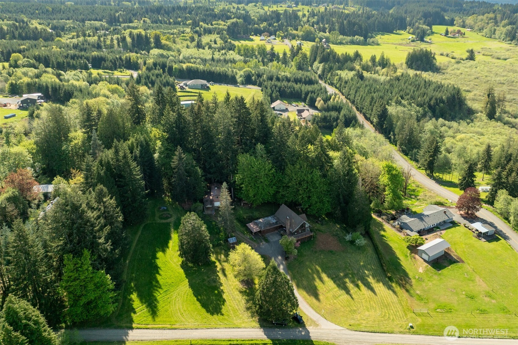 731 Carnine Road , Castle Rock, WA 98611