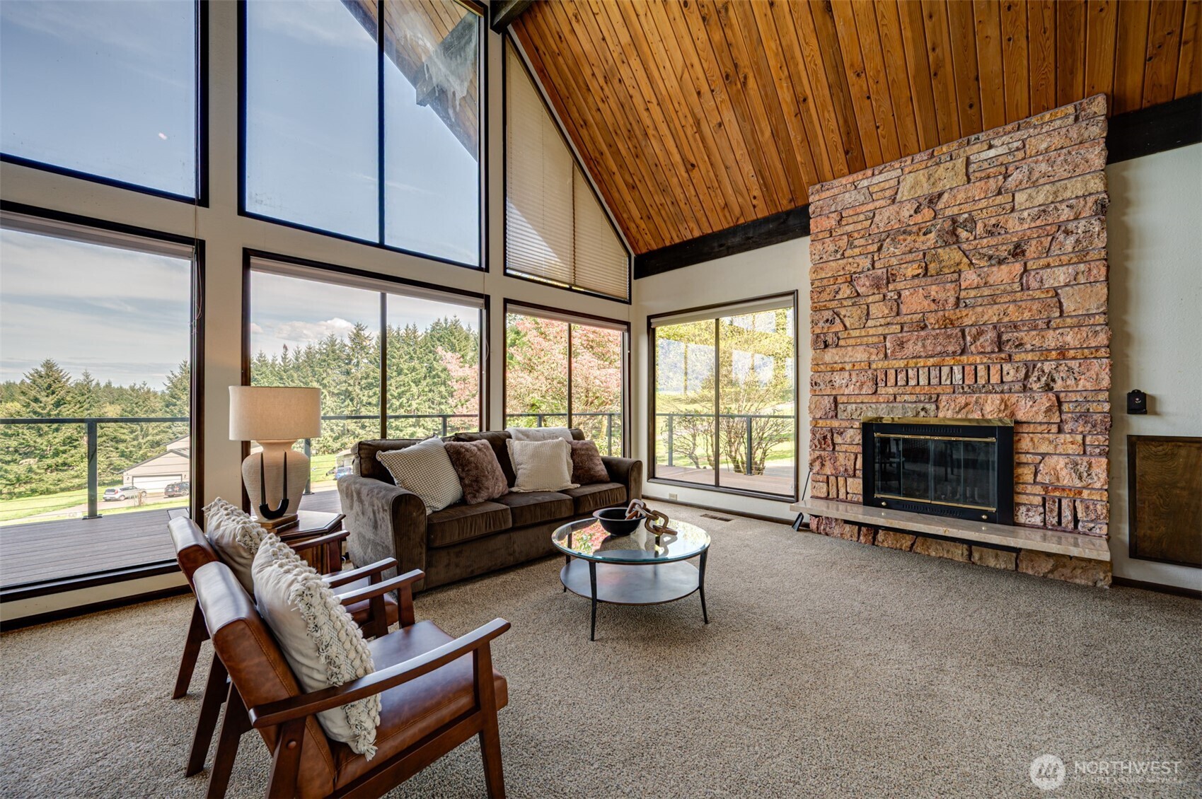 731 Carnine Road , Castle Rock, WA 98611
