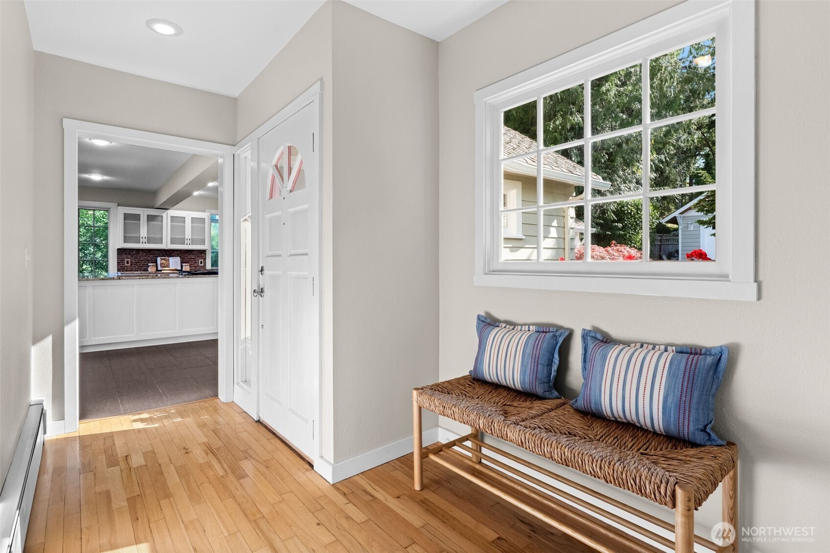3012 Marine Drive , Bremerton, WA 98312