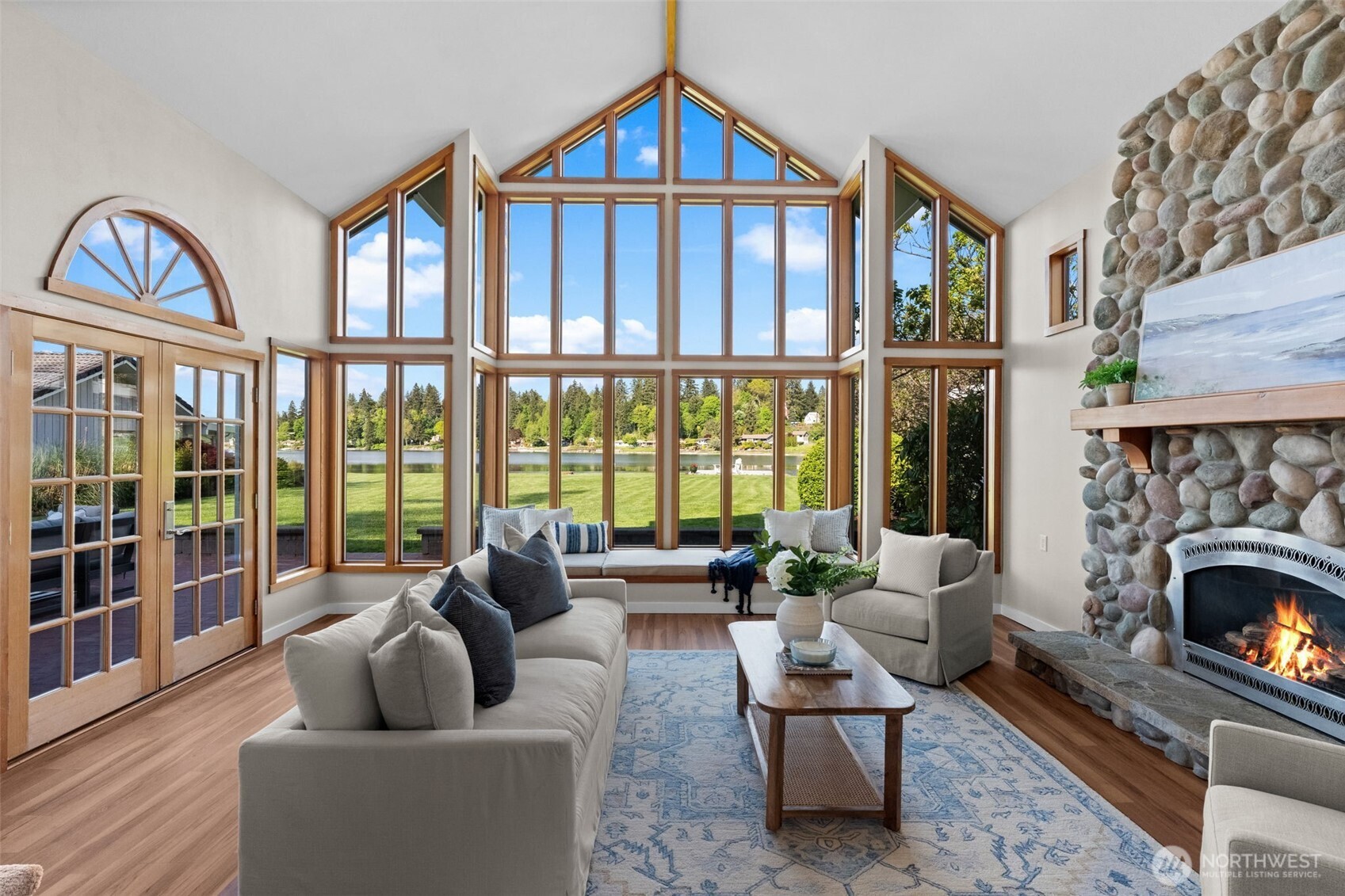 3012 Marine Drive , Bremerton, WA 98312