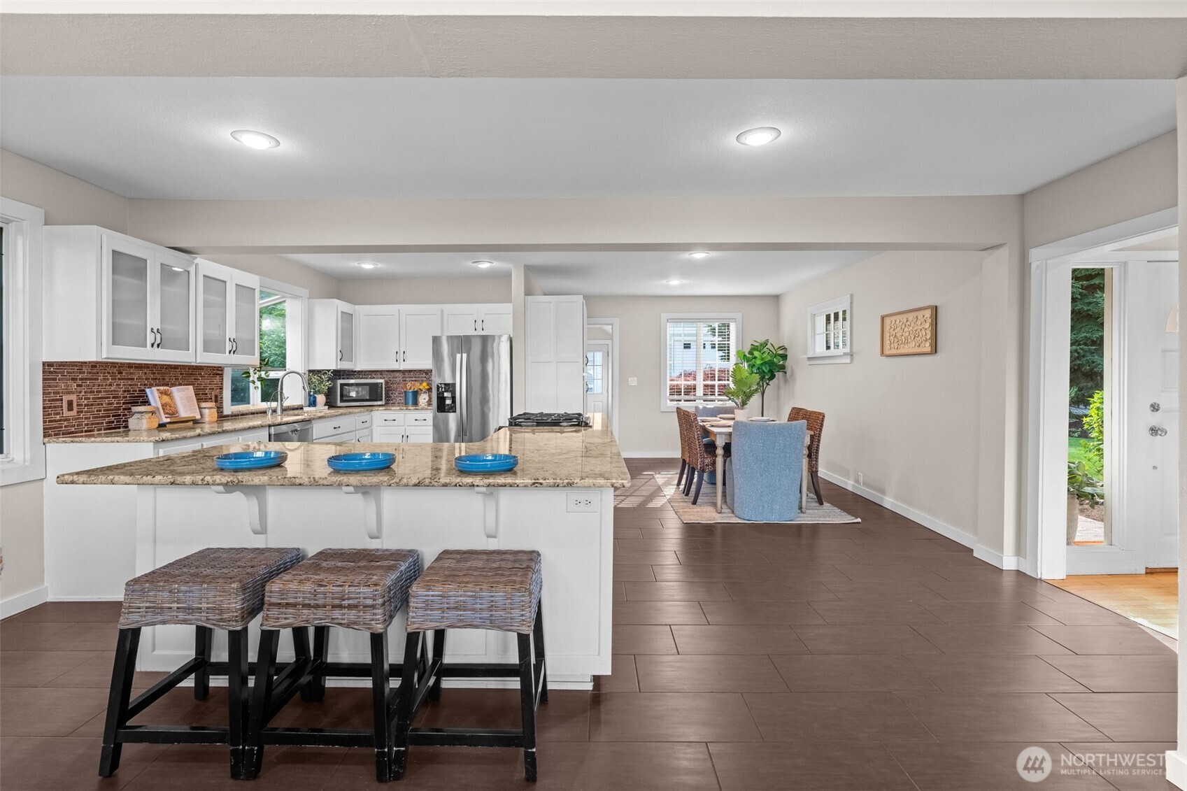 3012 Marine Drive , Bremerton, WA 98312