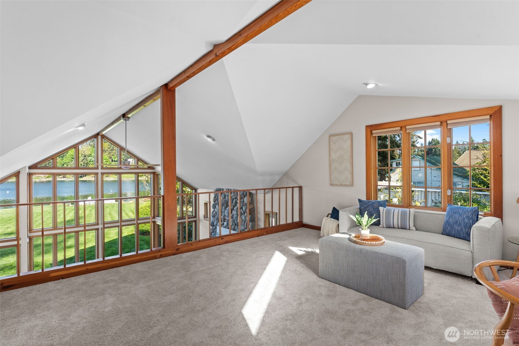 3012 Marine Drive , Bremerton, WA 98312