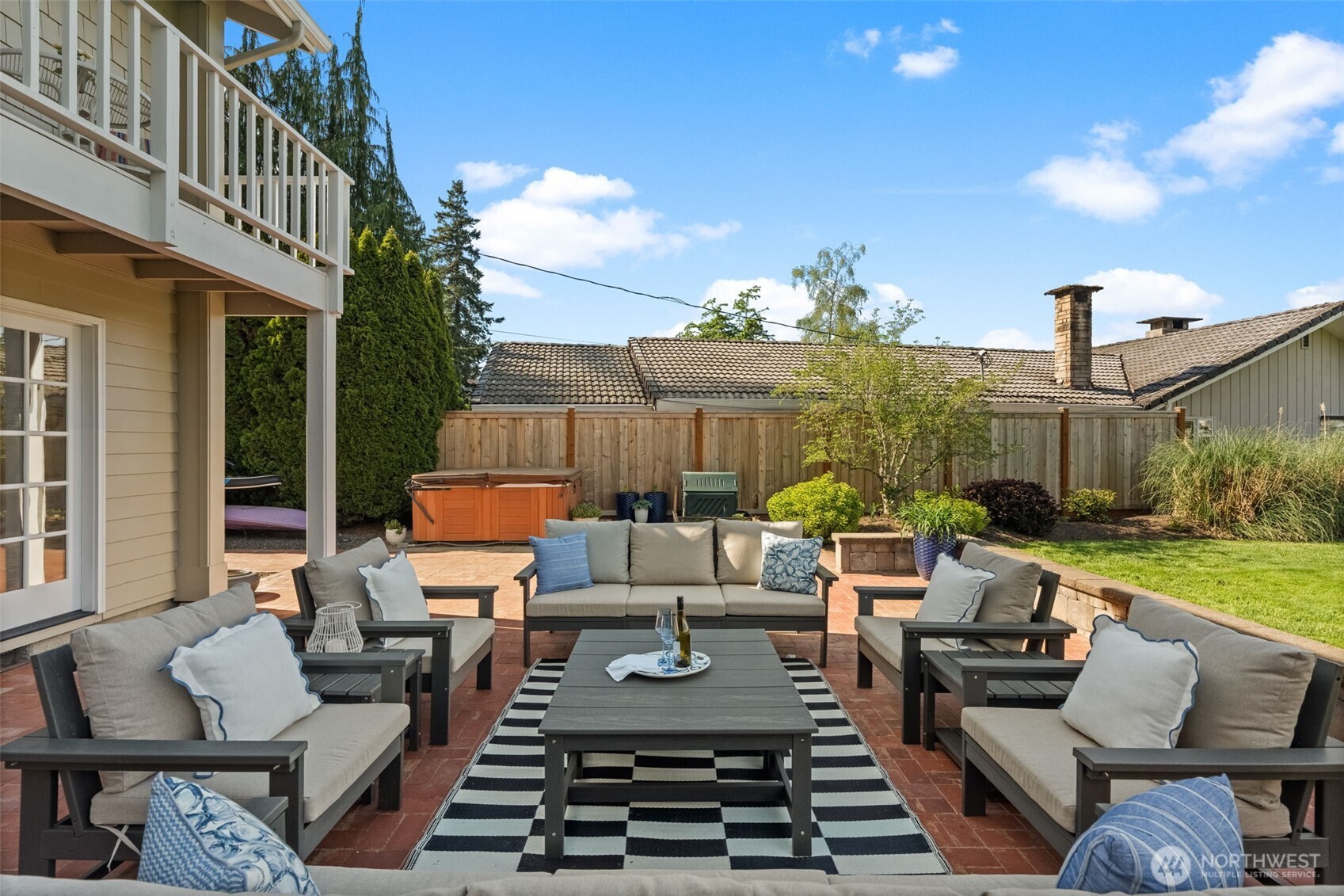 3012 Marine Drive , Bremerton, WA 98312