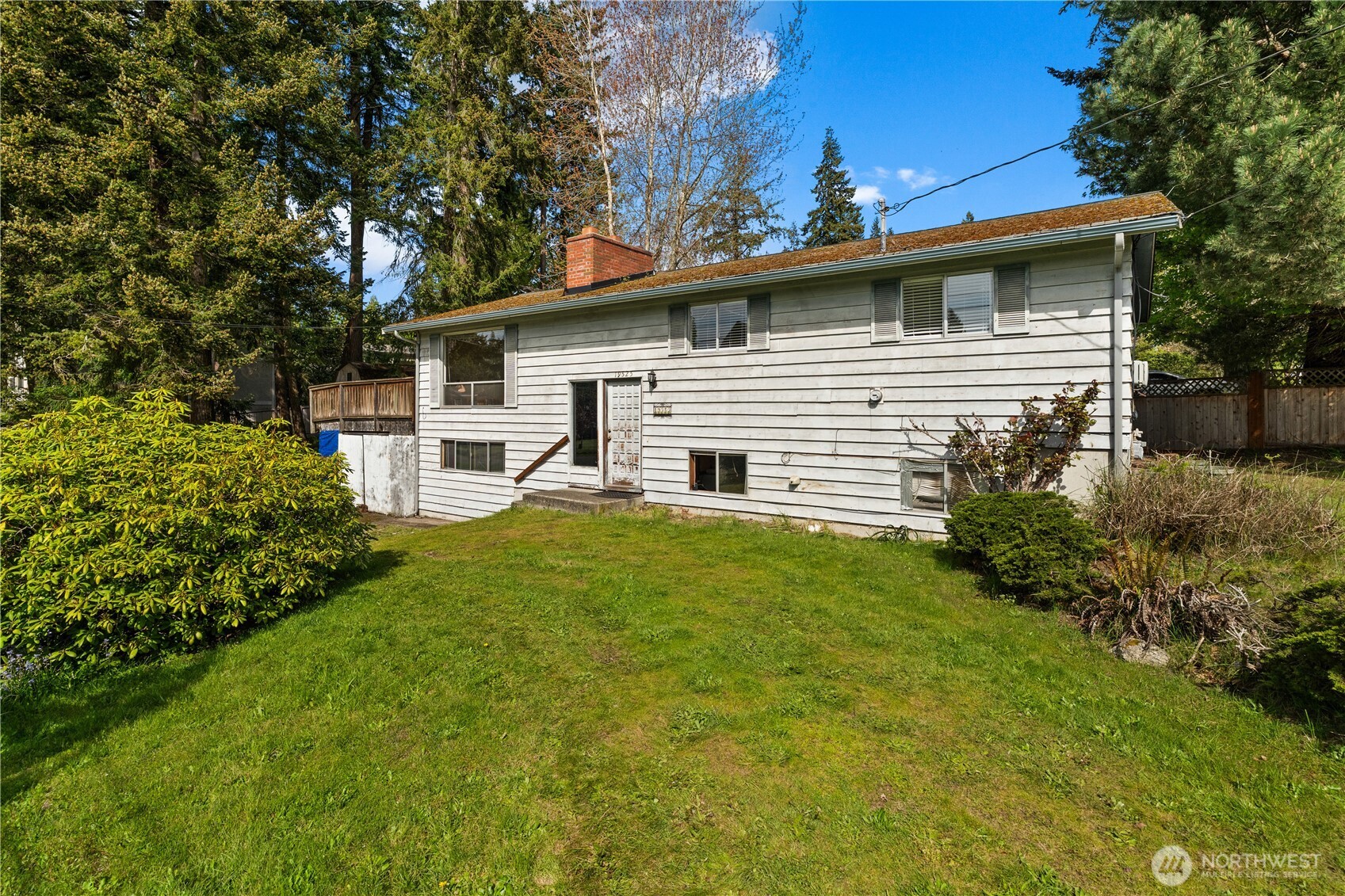 19525 86th Avenue W, Edmonds, WA 98026