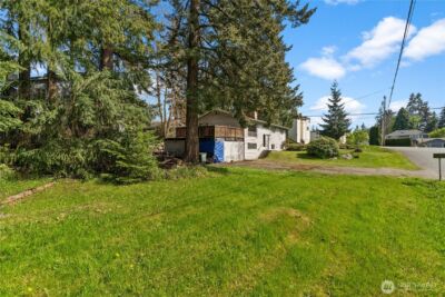 19525 86th Avenue W, Edmonds, WA 98026 - Photo 2