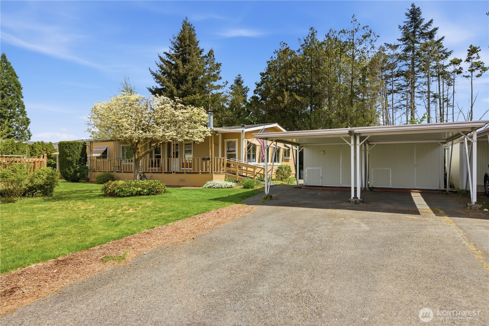 785 Dogwood Place , Enumclaw, WA 98022