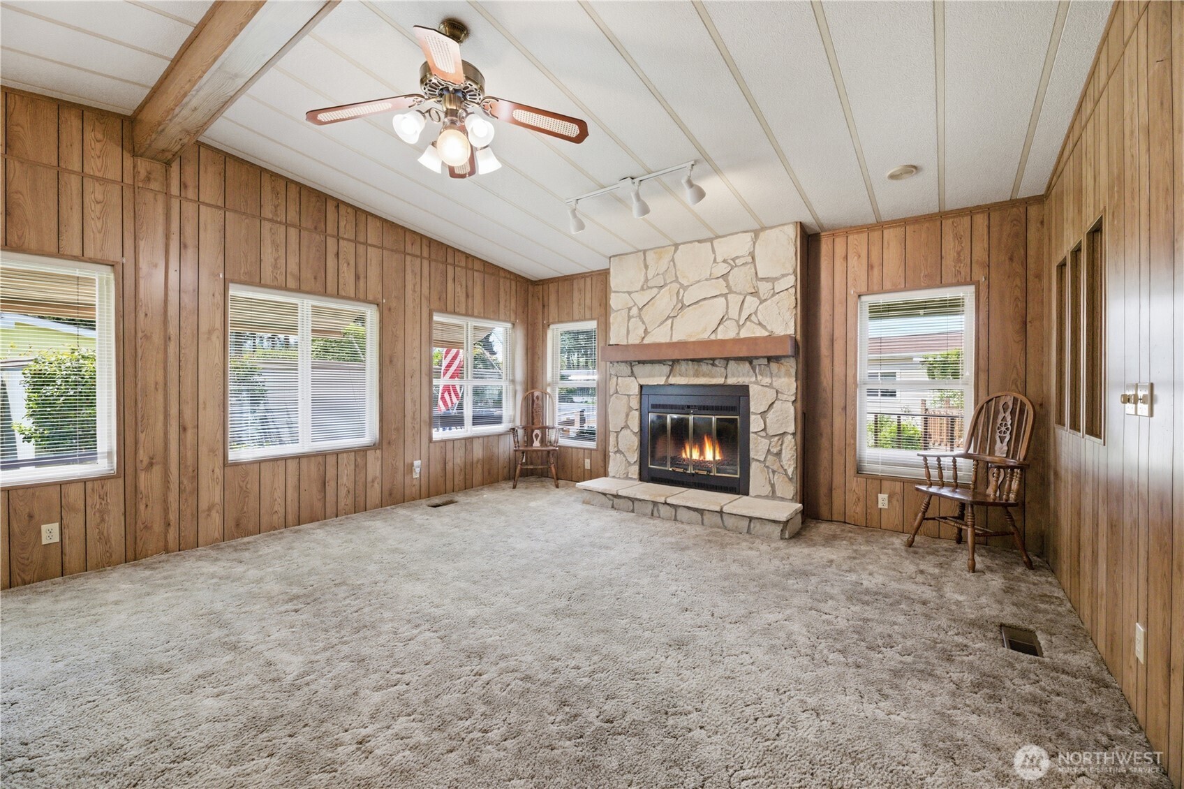 785 Dogwood Place , Enumclaw, WA 98022