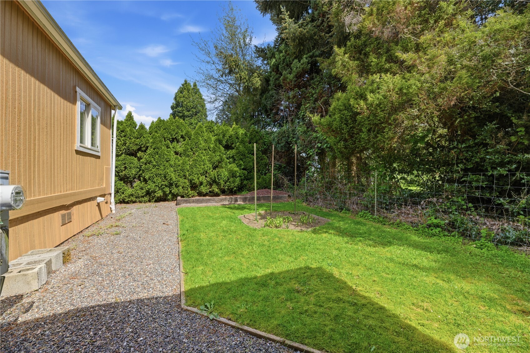 785 Dogwood Place , Enumclaw, WA 98022