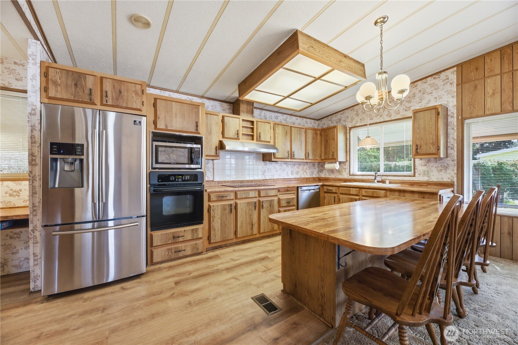 785 Dogwood Place , Enumclaw, WA 98022