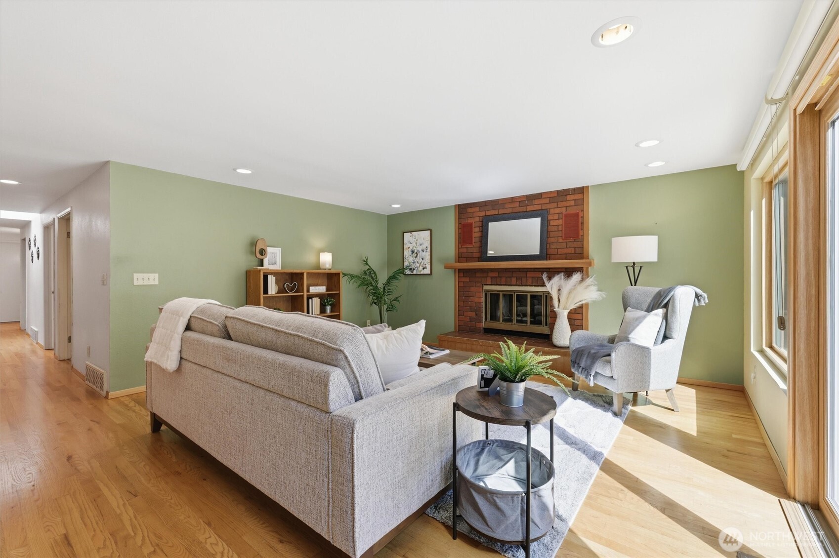 7032 132nd Avenue NE, Kirkland, WA 98033