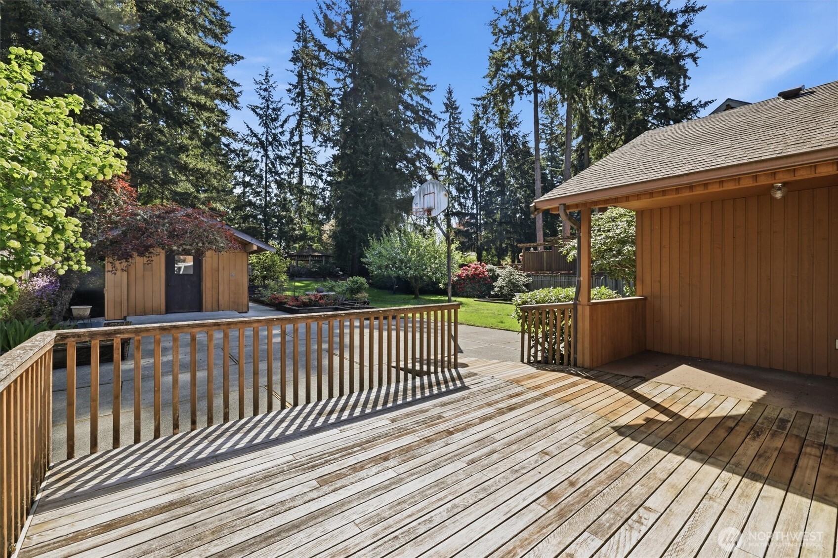 7032 132nd Avenue NE, Kirkland, WA 98033