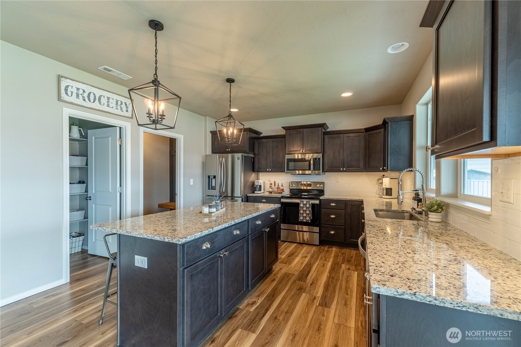 4217 Cove West Drive , Moses Lake, WA 98837