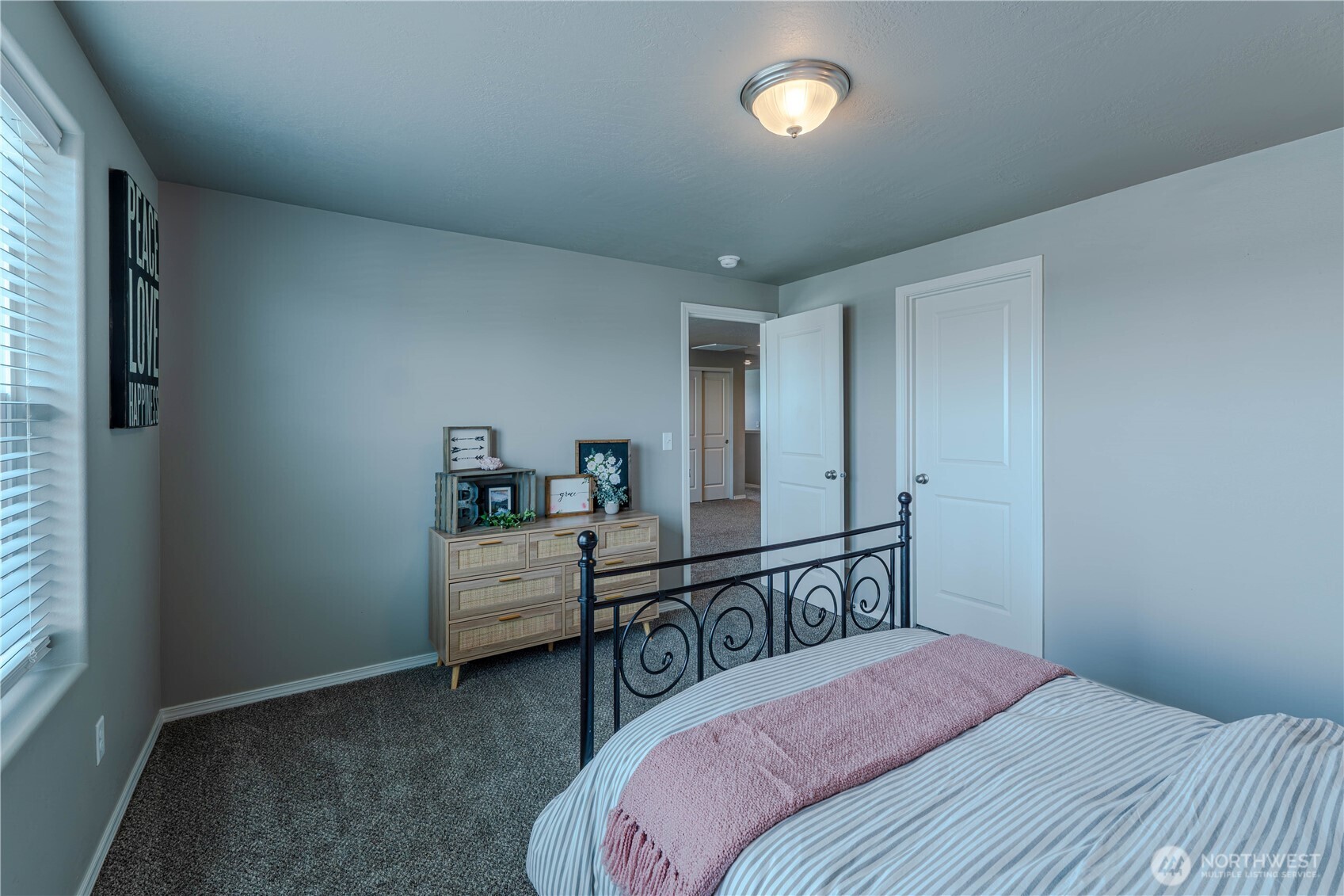 4217 Cove West Drive , Moses Lake, WA 98837