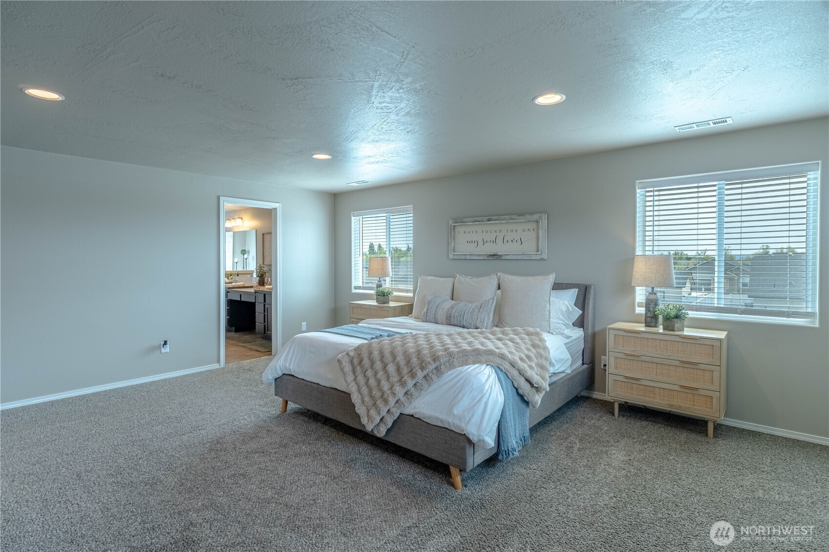 4217 Cove West Drive , Moses Lake, WA 98837
