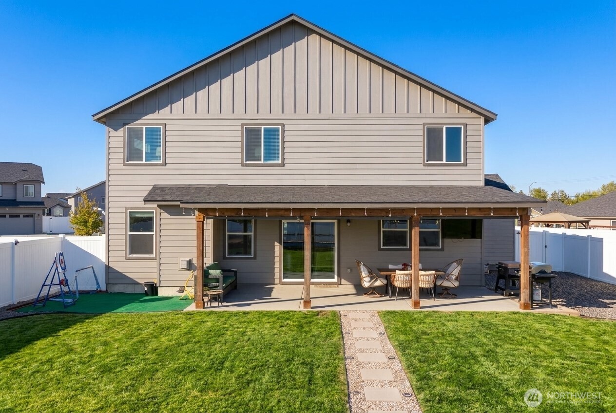 4217 Cove West Drive , Moses Lake, WA 98837