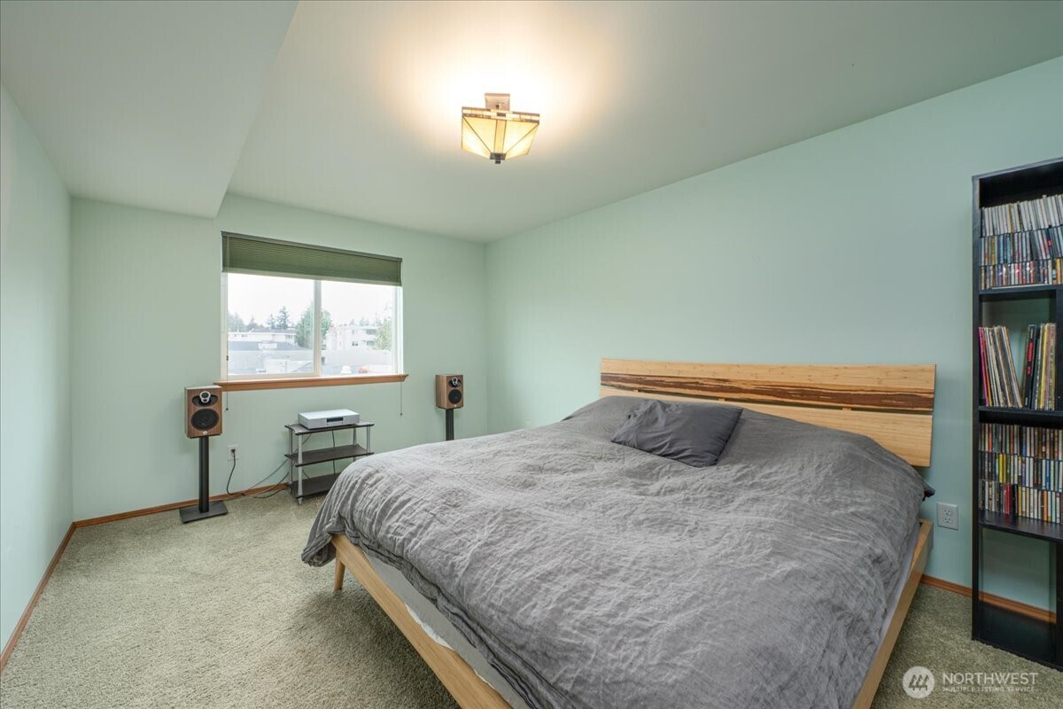11532 15th Avenue NE #301, Seattle, WA 98125