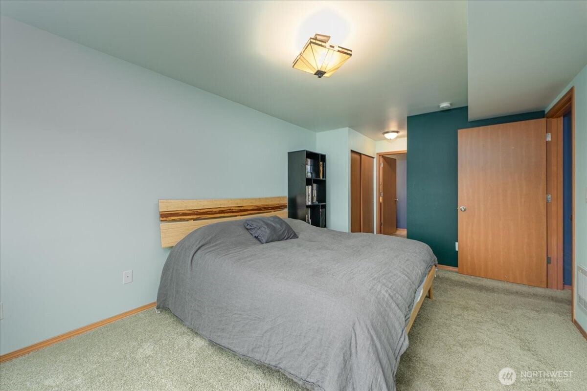 11532 15th Avenue NE #301, Seattle, WA 98125