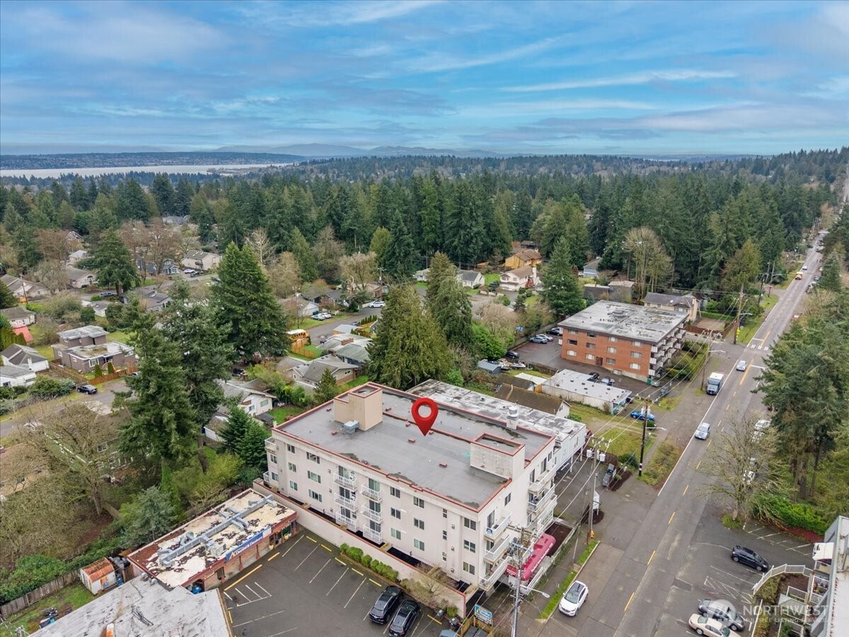 11532 15th Avenue NE #301, Seattle, WA 98125