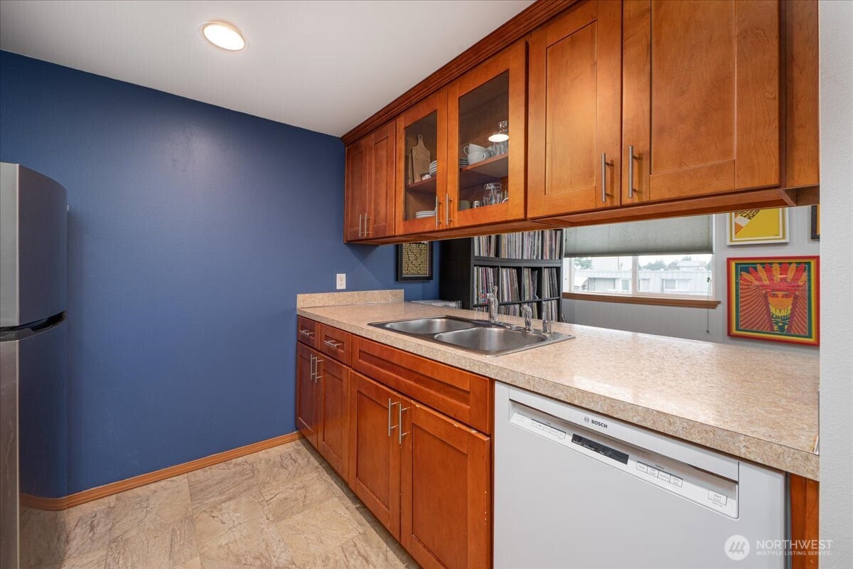 11532 15th Avenue NE #301, Seattle, WA 98125