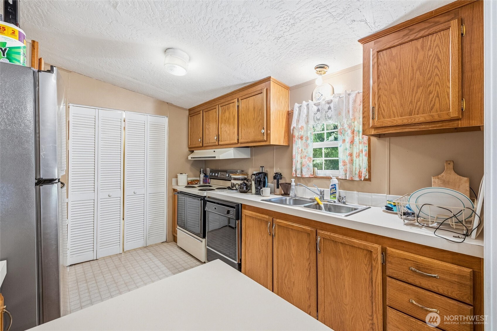 4400 Boone Road , Blaine, WA 98230