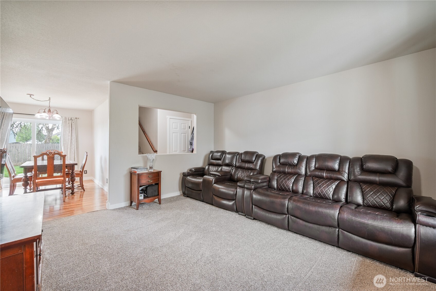 1828 Schneiter Drive , Longview, WA 98632