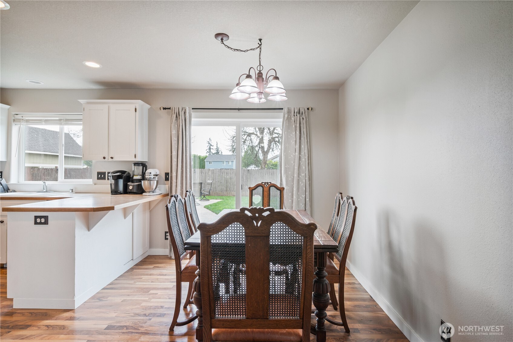 1828 Schneiter Drive , Longview, WA 98632