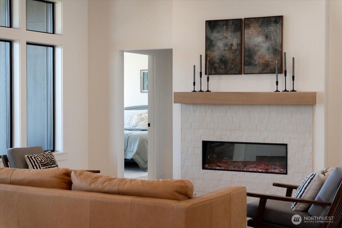 982 Spring Mountain Drive , Wenatchee, WA 98801