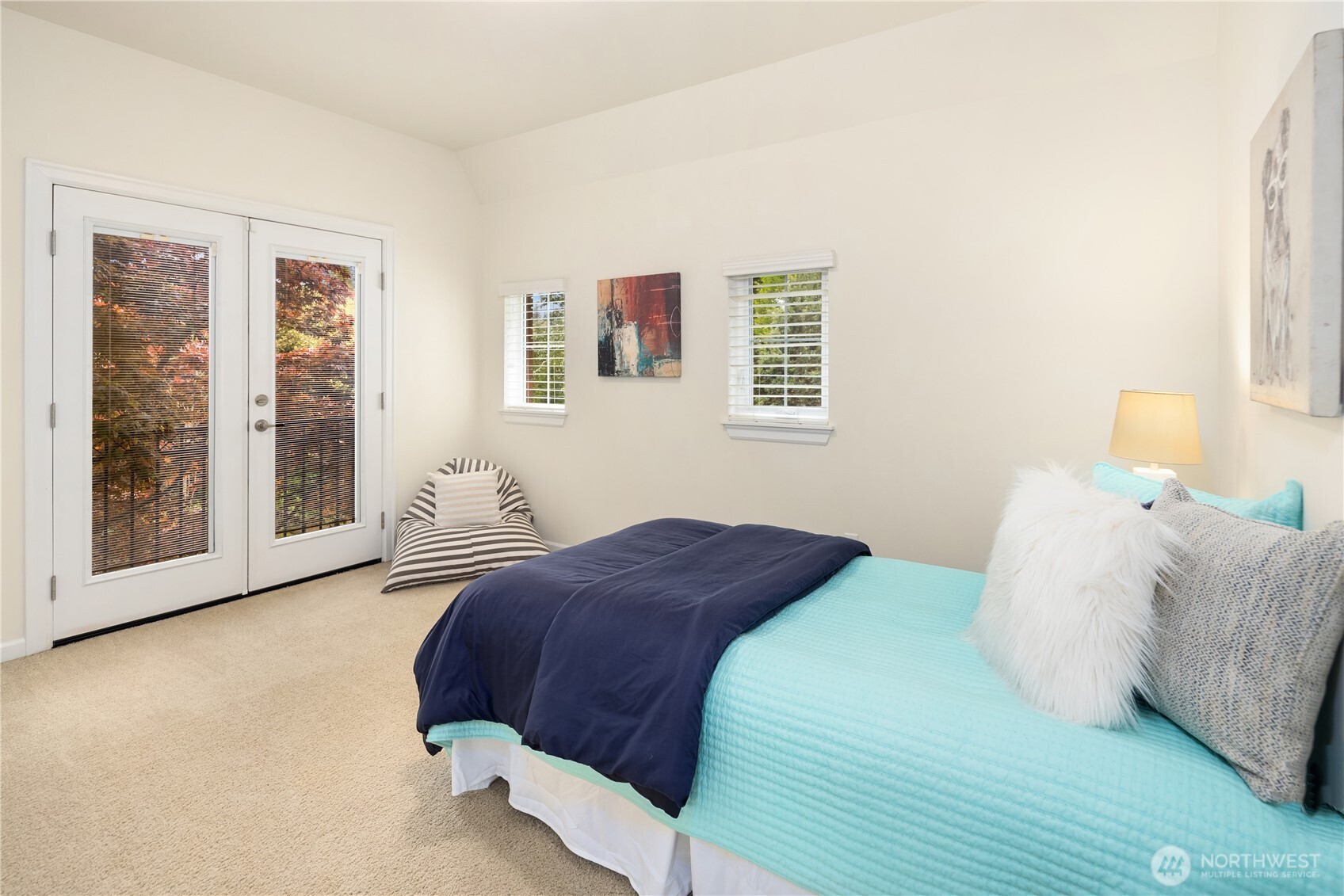 12316 NE 86th Way #6, Kirkland, WA 98033