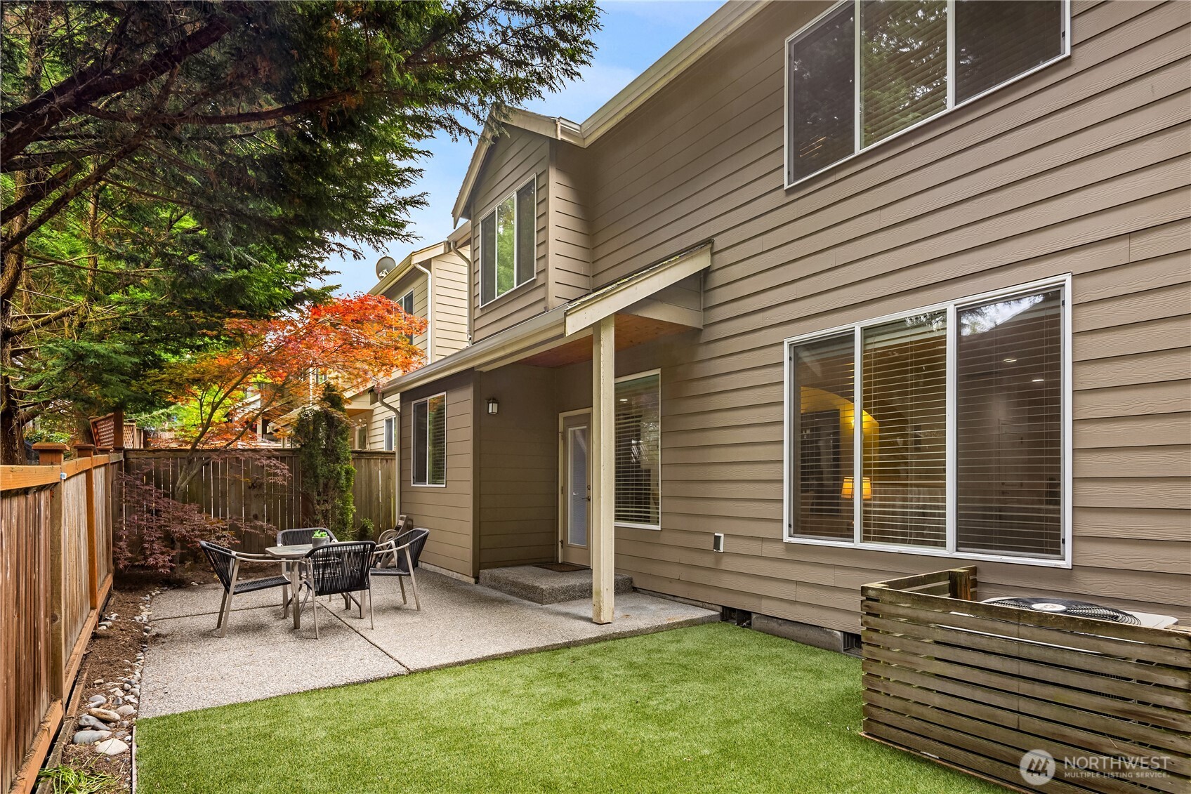 12316 NE 86th Way #6, Kirkland, WA 98033