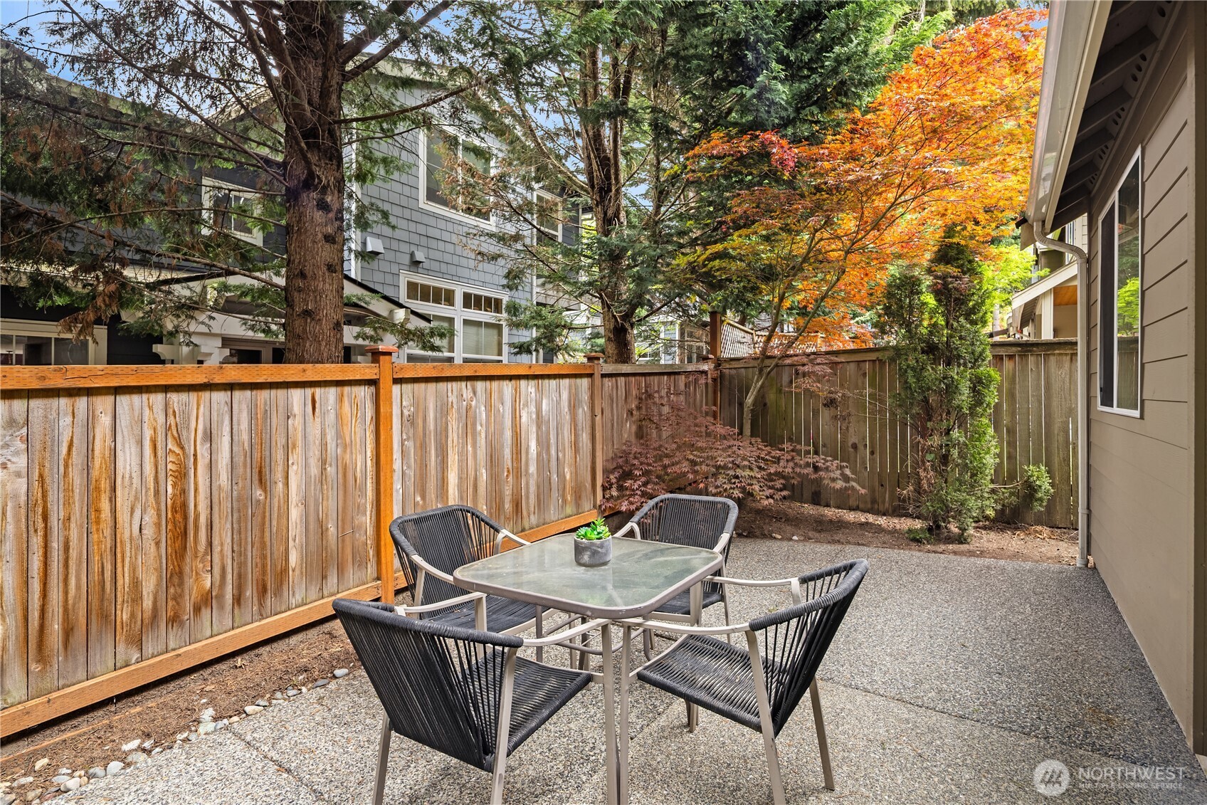 12316 NE 86th Way #6, Kirkland, WA 98033