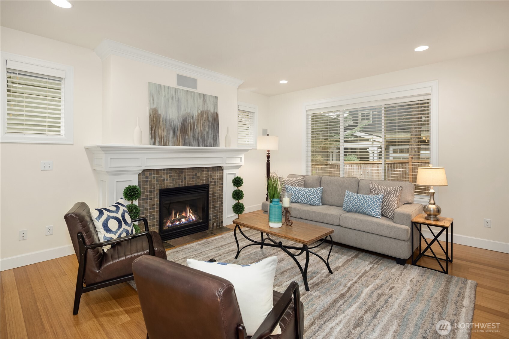 12316 NE 86th Way #6, Kirkland, WA 98033