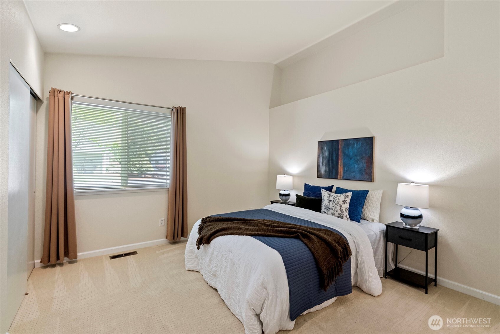902 NW Leisure Lane , Bremerton, WA 98311