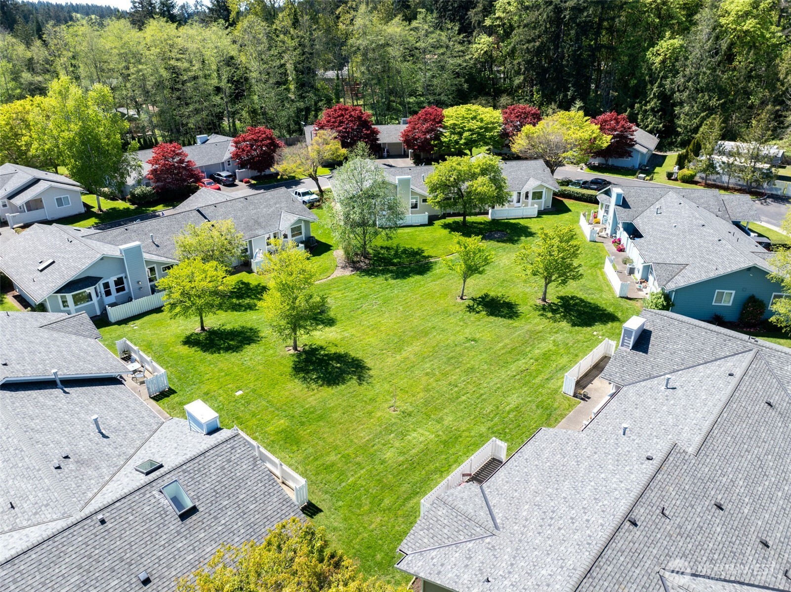902 NW Leisure Lane , Bremerton, WA 98311