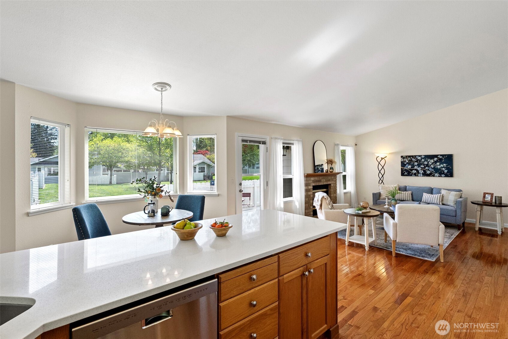 902 NW Leisure Lane , Bremerton, WA 98311