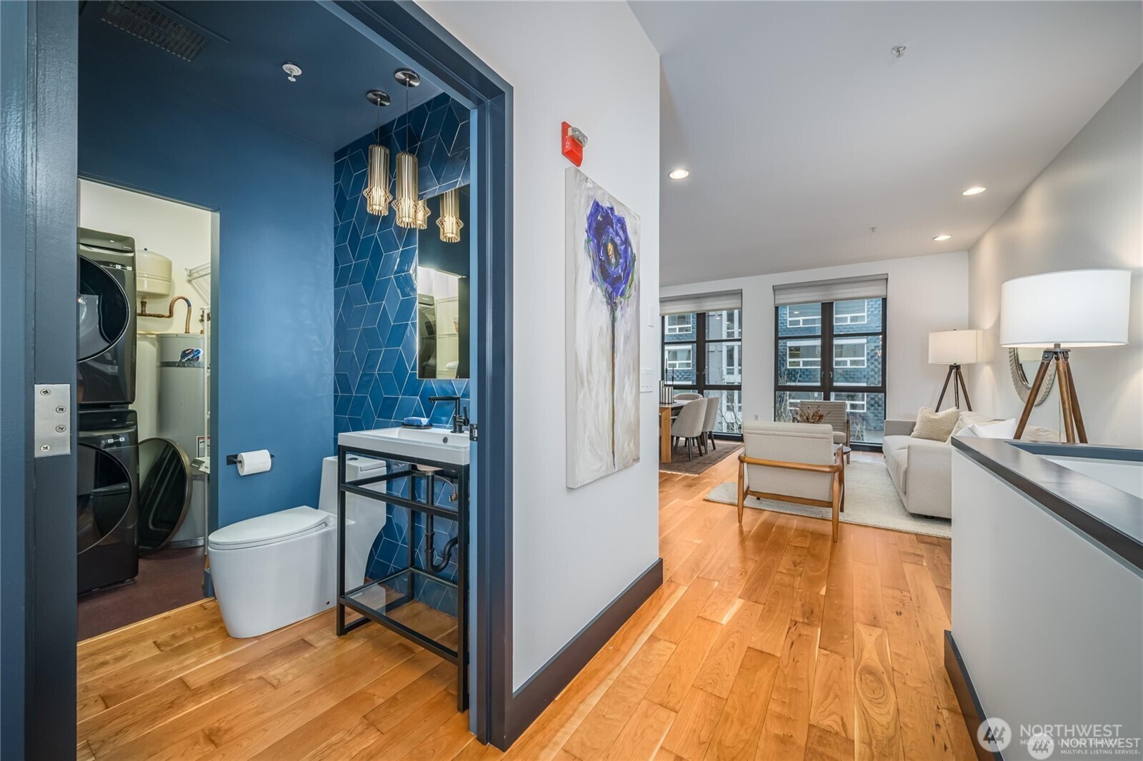 615 E Pike Street #303, Seattle, WA 98122