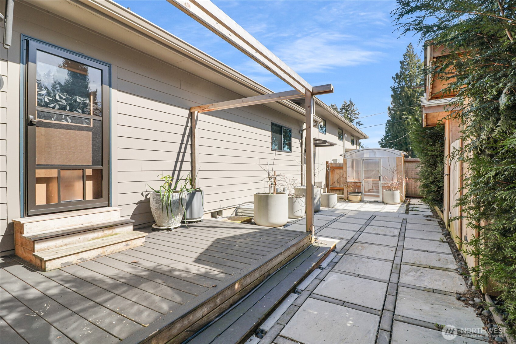 25641 Marine View Drive S, Des Moines, WA 98198